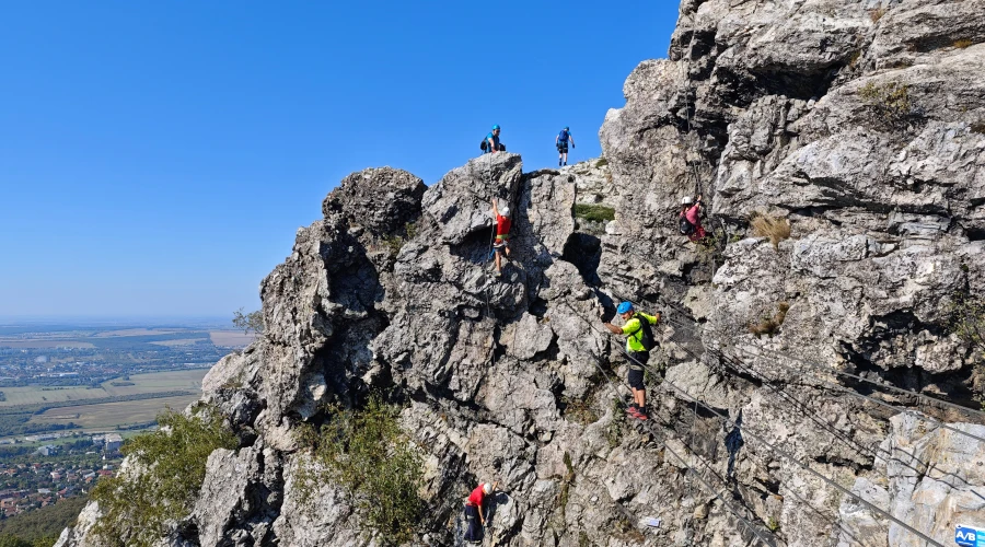 Ferrata ako originálna forma teambuildingu mimo kancelárie